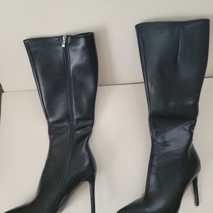 2 pair of womens fashion boots